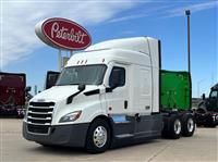 2021 Freightliner CASCADIA 116