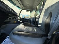 2022 Kenworth T880