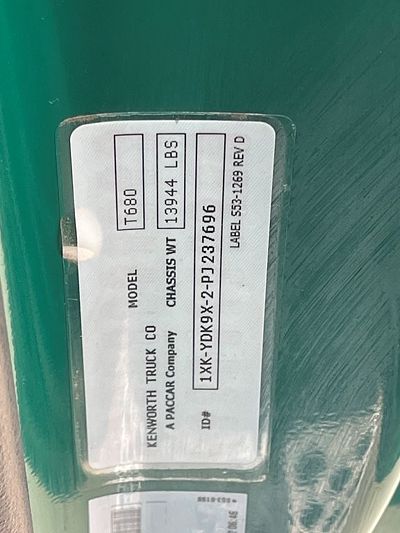 2023 Kenworth T680