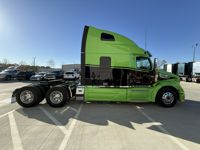 2022 Peterbilt 579