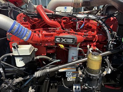 2023 Peterbilt 389