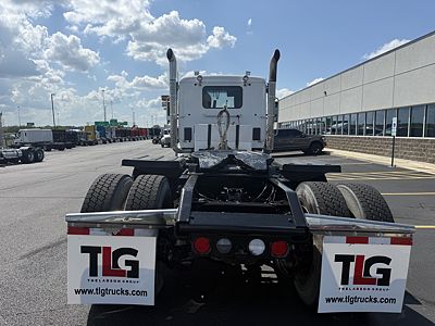 2022 Kenworth T880