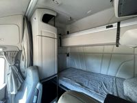 2022 Peterbilt 579