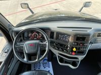 2022 Peterbilt 579