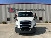 2021 Freightliner CASCADIA 116