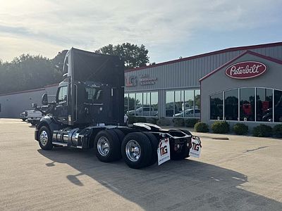 2022 Peterbilt 579