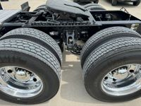 2023 Peterbilt 579