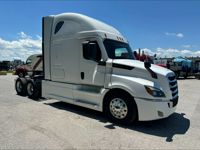 2021 Freightliner CASCADIA 126