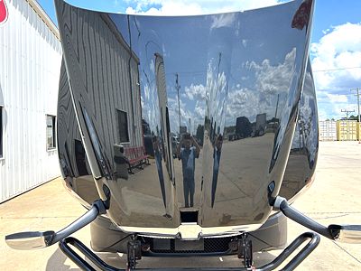 2023 Kenworth T680