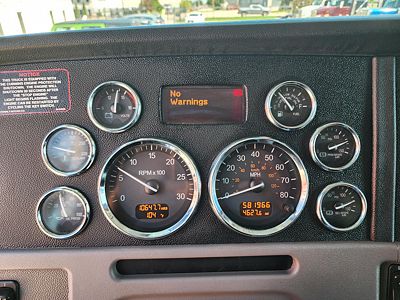 2017 Peterbilt 389