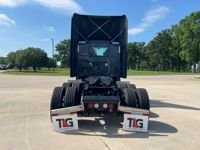 2023 Kenworth T680