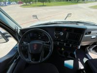 2023 Kenworth T680