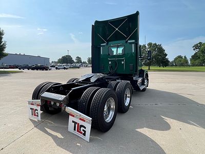 2023 Kenworth T680