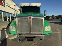 2022 Kenworth T880