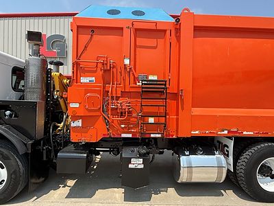 2021 Peterbilt 520