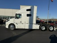2020 Volvo VNL64T760