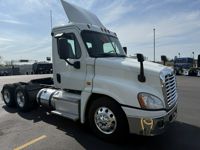 2019 Freightliner CASCADIA 125