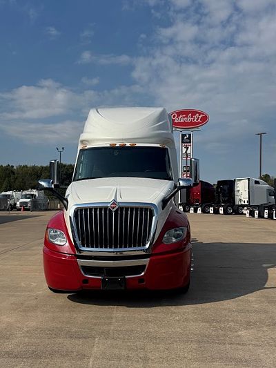 2024 International LT625