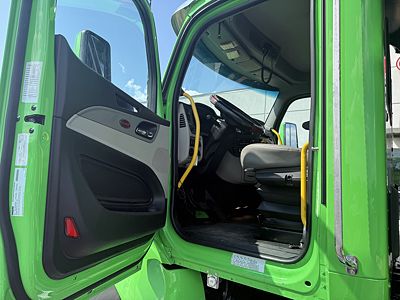 2024 Peterbilt 567