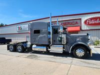 2020 Peterbilt 389