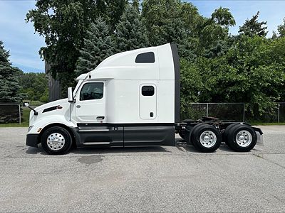 2022 Peterbilt 579
