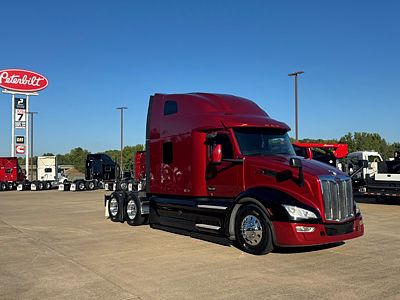 2023 Peterbilt 579