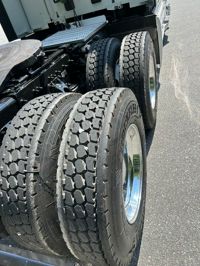 2024 Peterbilt 579
