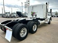 2022 Peterbilt 567