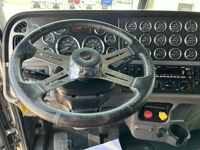 2021 Peterbilt 389