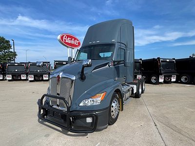 2023 Kenworth T680