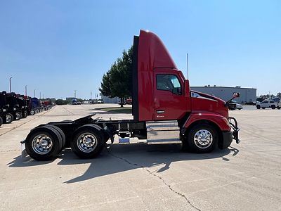 2023 Kenworth T680