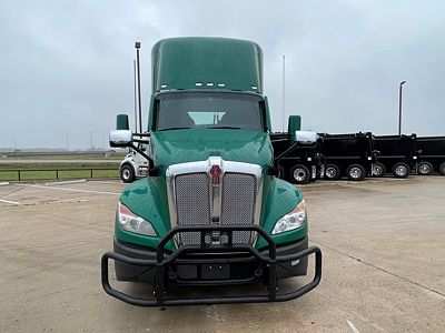 2023 Kenworth T680