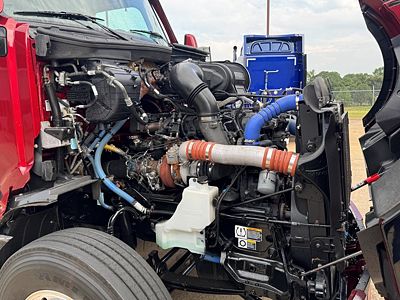 2023 Peterbilt 579