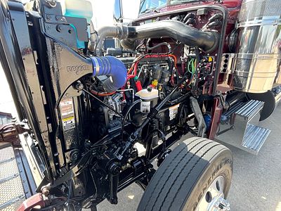 2024 Peterbilt 389