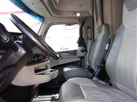 2023 Peterbilt 579