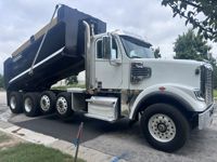 2019 Freightliner 122SD