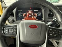 2023 Peterbilt 579