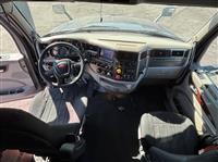 2021 Peterbilt 579