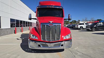 2023 Peterbilt 579