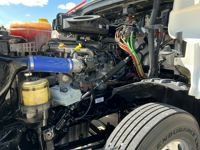 2021 Freightliner CASCADIA 126