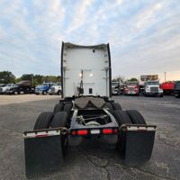 2023 Peterbilt 579