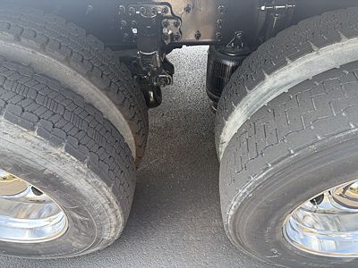 2020 Volvo VNL64T