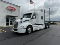 2023 Peterbilt 579