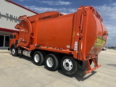 2021 Peterbilt 520
