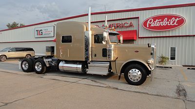 2018 Peterbilt 389