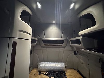 2021 Peterbilt 579