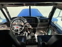 2022 Peterbilt 389