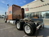 2019 Peterbilt 389