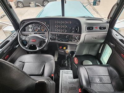 2018 Peterbilt 389