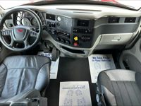 2022 Peterbilt 579